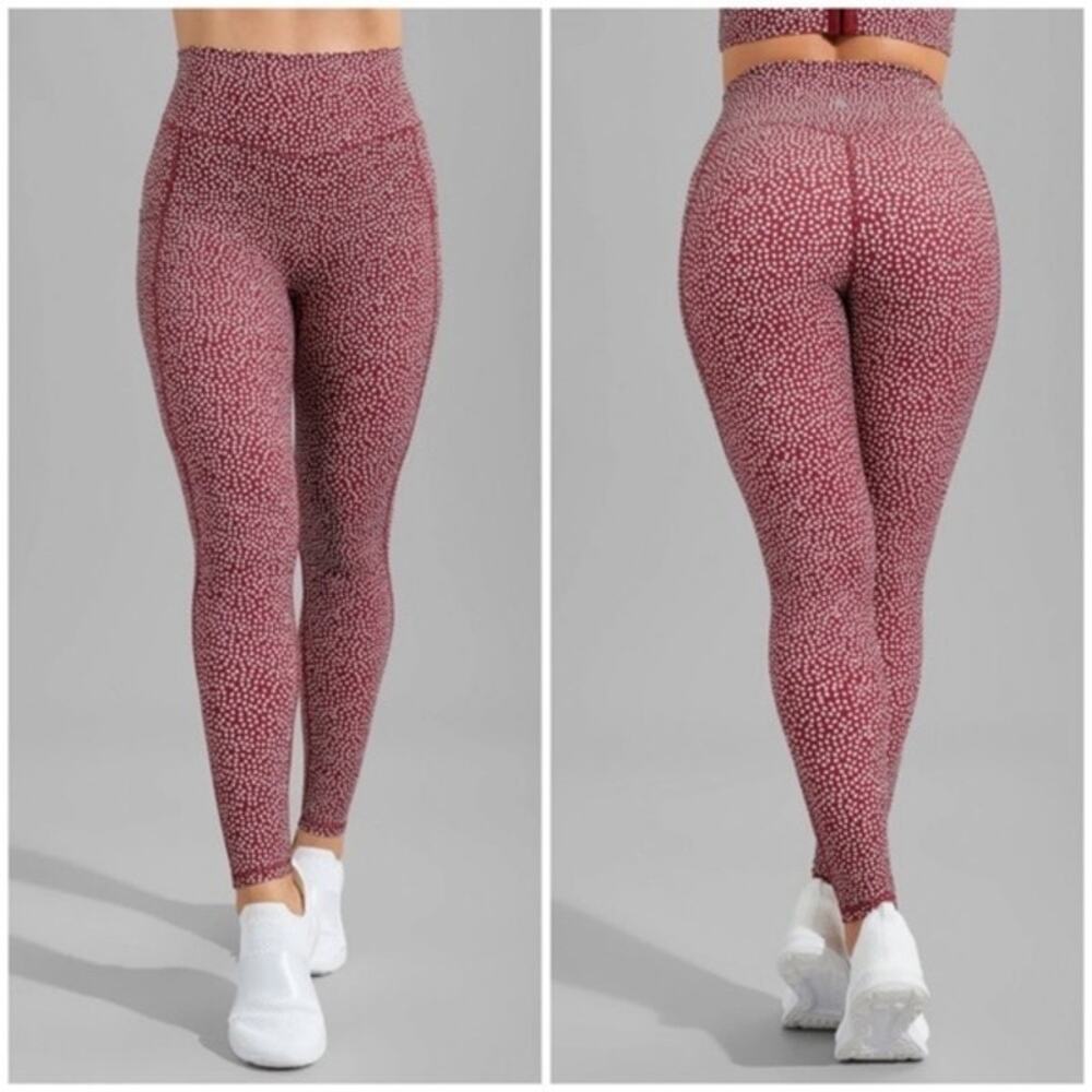 Buff Bunny Rosa pocket legging "Bossy" print vineyard red size medium